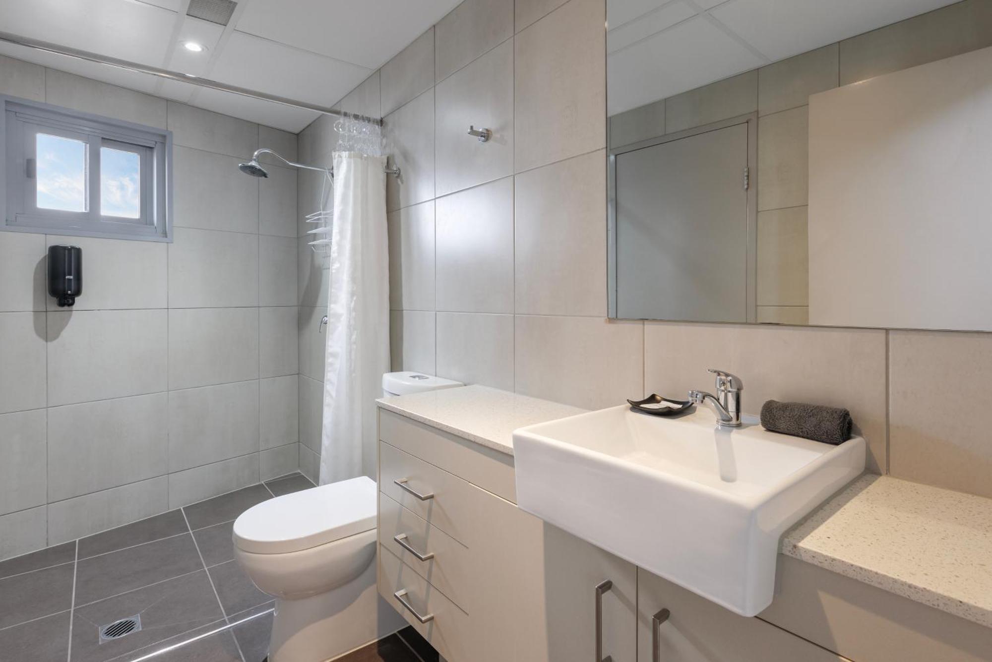 Ramada Suites By Wyndham Zen Quarter Darwin Værelse billede